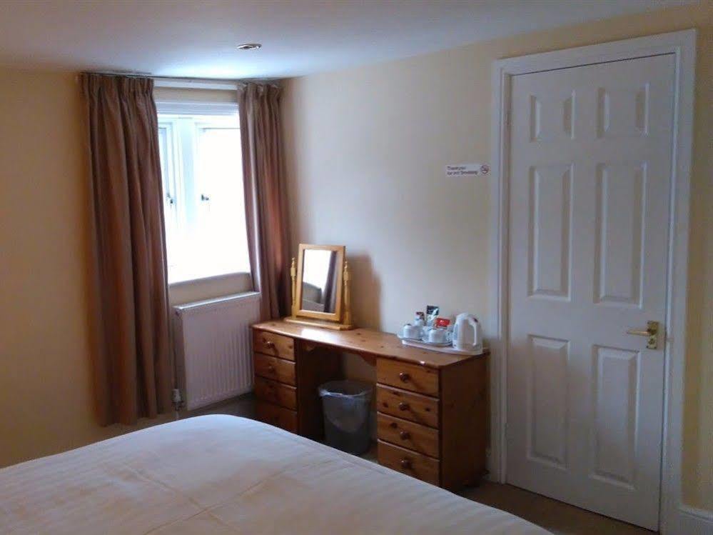 The Shoe Inn Plaitford Екстер'єр фото
