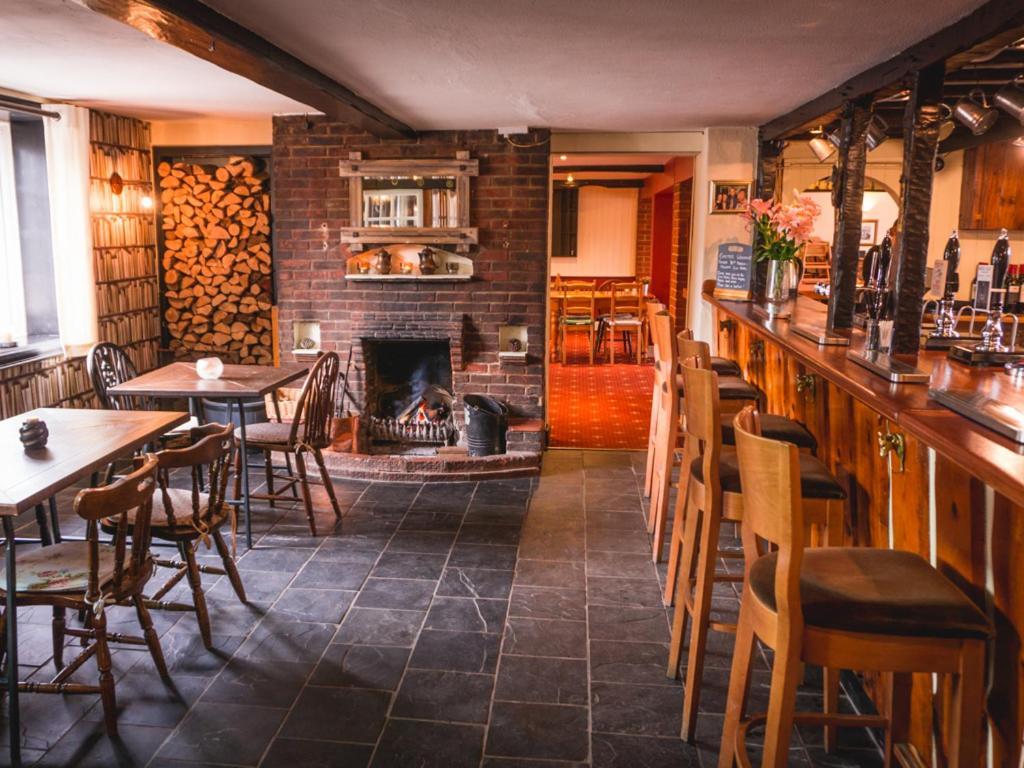 The Shoe Inn Plaitford Екстер'єр фото
